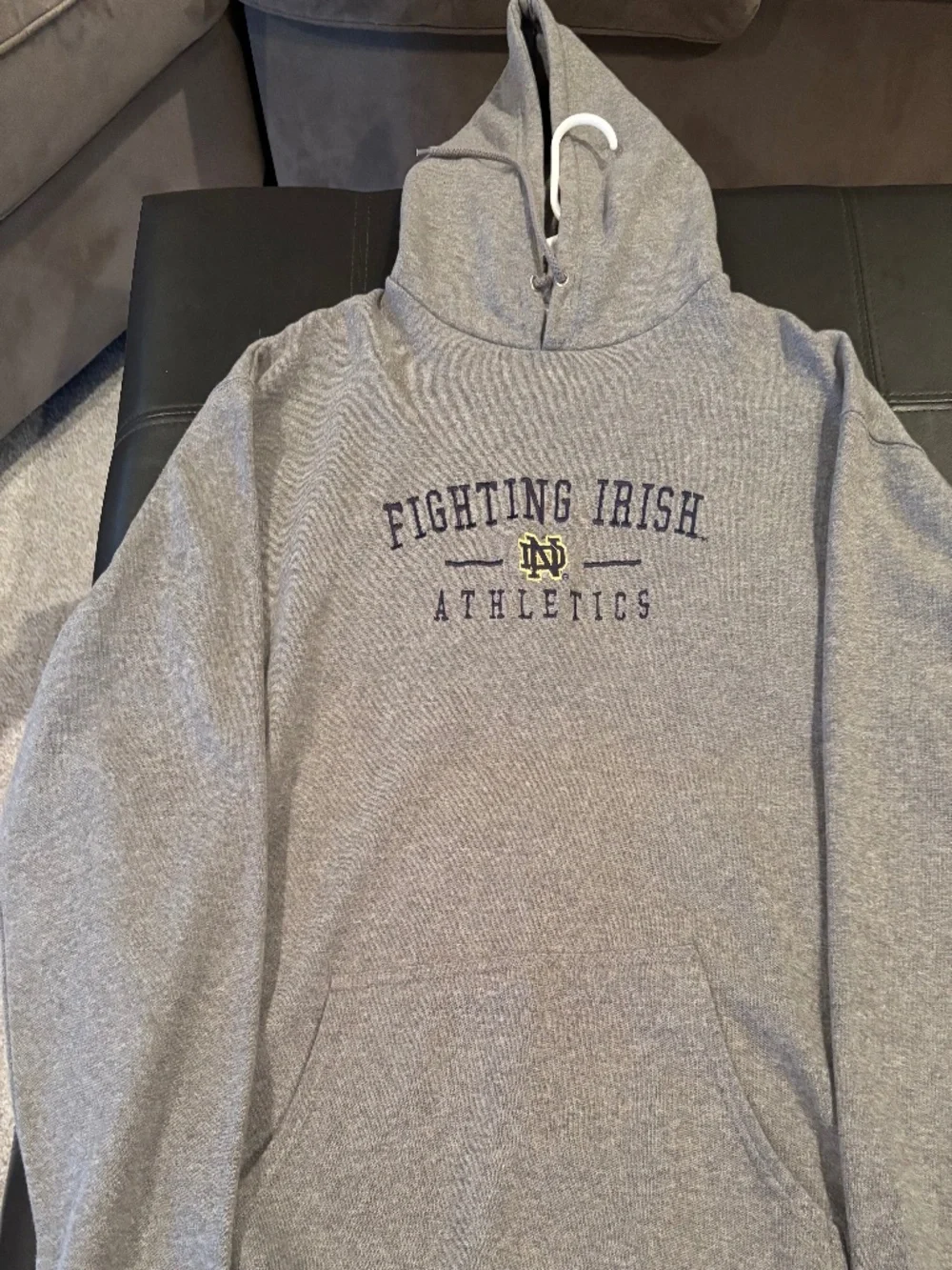 TSI Notre Dame Hooded Gray Sweatshirt with front pouch soft inside Mens Large